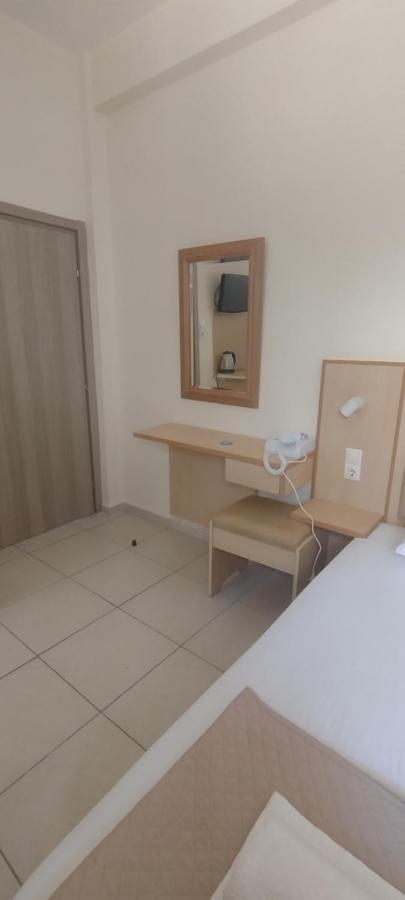 Sweetmar Guestrooms-Ground Floor Kos Town Luaran gambar