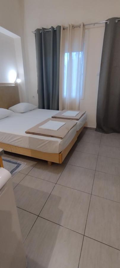Sweetmar Guestrooms-Ground Floor Kos Town Luaran gambar
