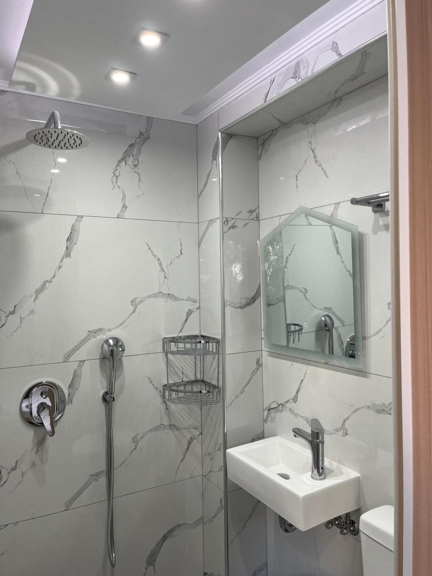 Sweetmar Guestrooms-Ground Floor Kos Town Luaran gambar